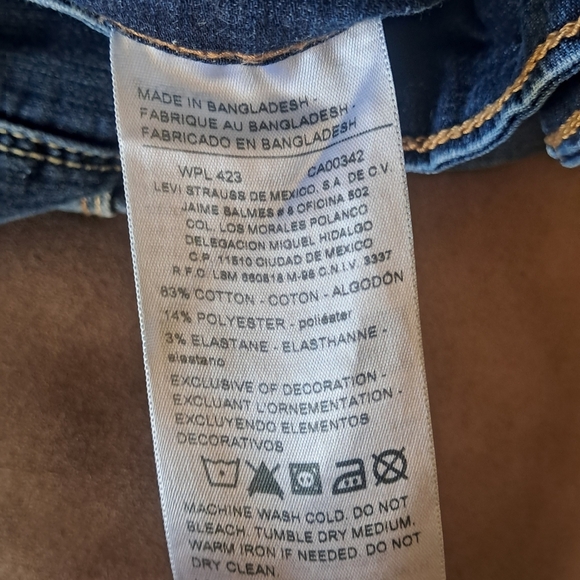 Levi's Size 9 Women's Distressed Skinny Jeans - Dark Blue - Picture 8 of 16